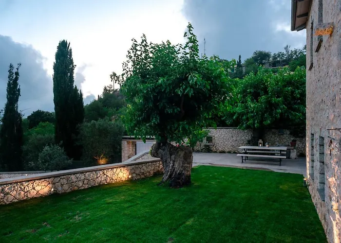 Siora Tanto Rustic Villa Exanthia